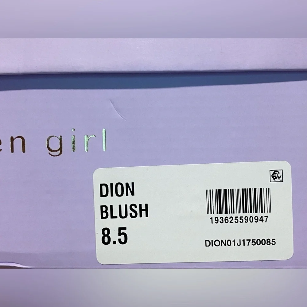 NEW Madden Girl Women’s Dion Platform Pumps Blush Pink Size 8.5M